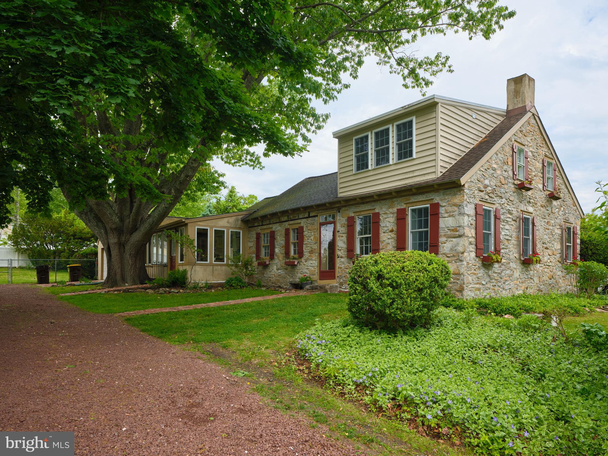 OAK TREE FARMS - Residential