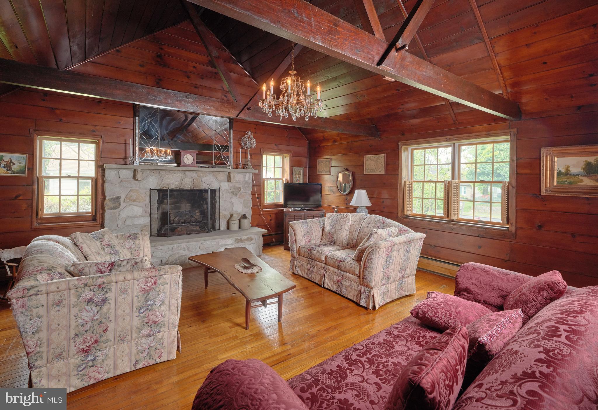 OAK TREE FARMS - Residential