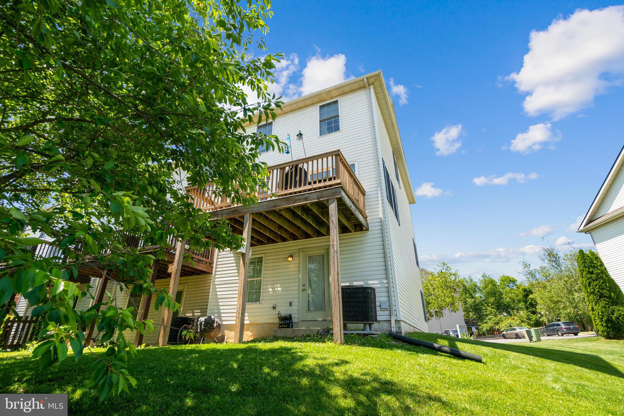 HAMMONDS MILL - Residential