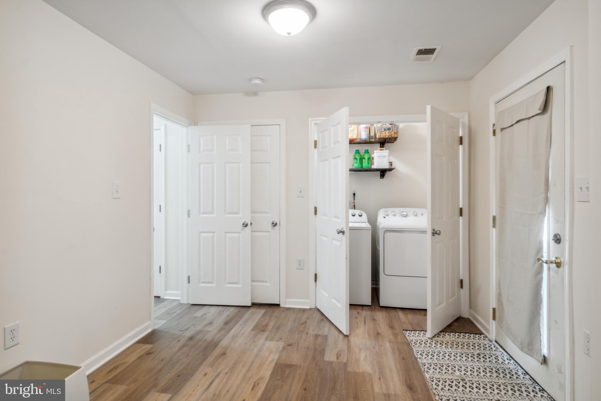 HAMMONDS MILL - Residential