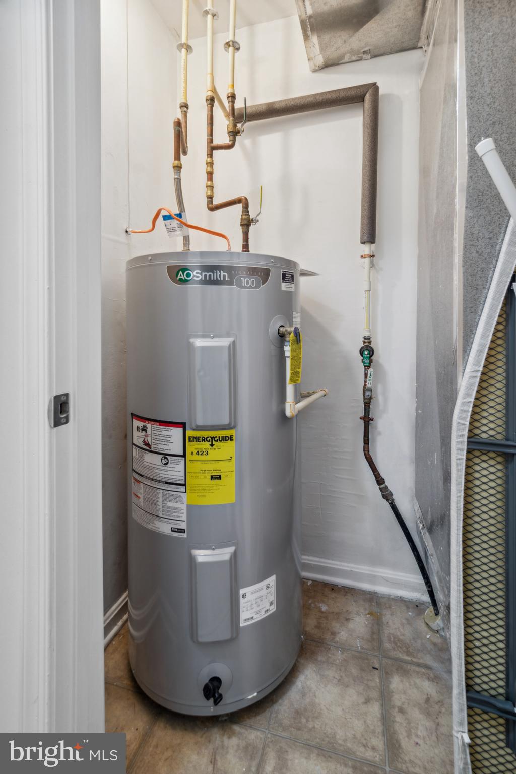 HAMMONDS MILL - Residential