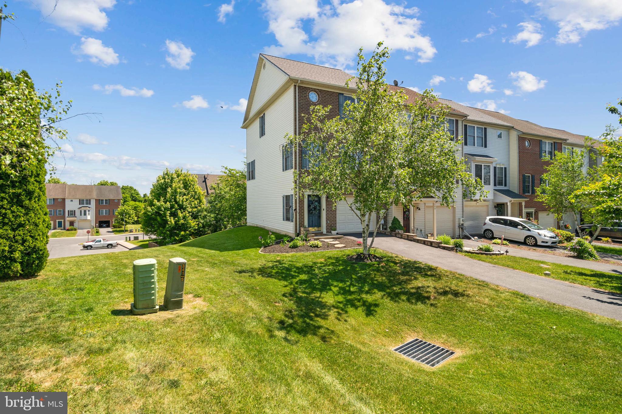 HAMMONDS MILL - Residential