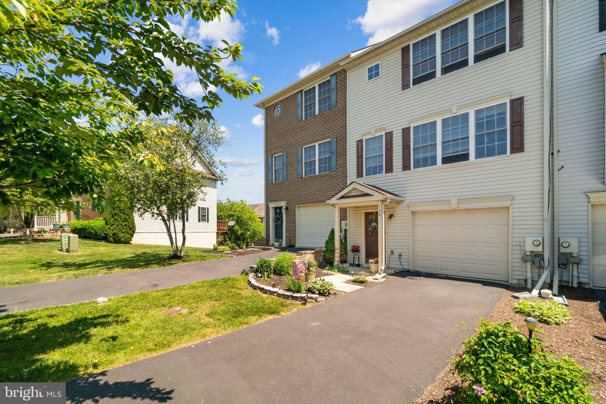 HAMMONDS MILL - Residential