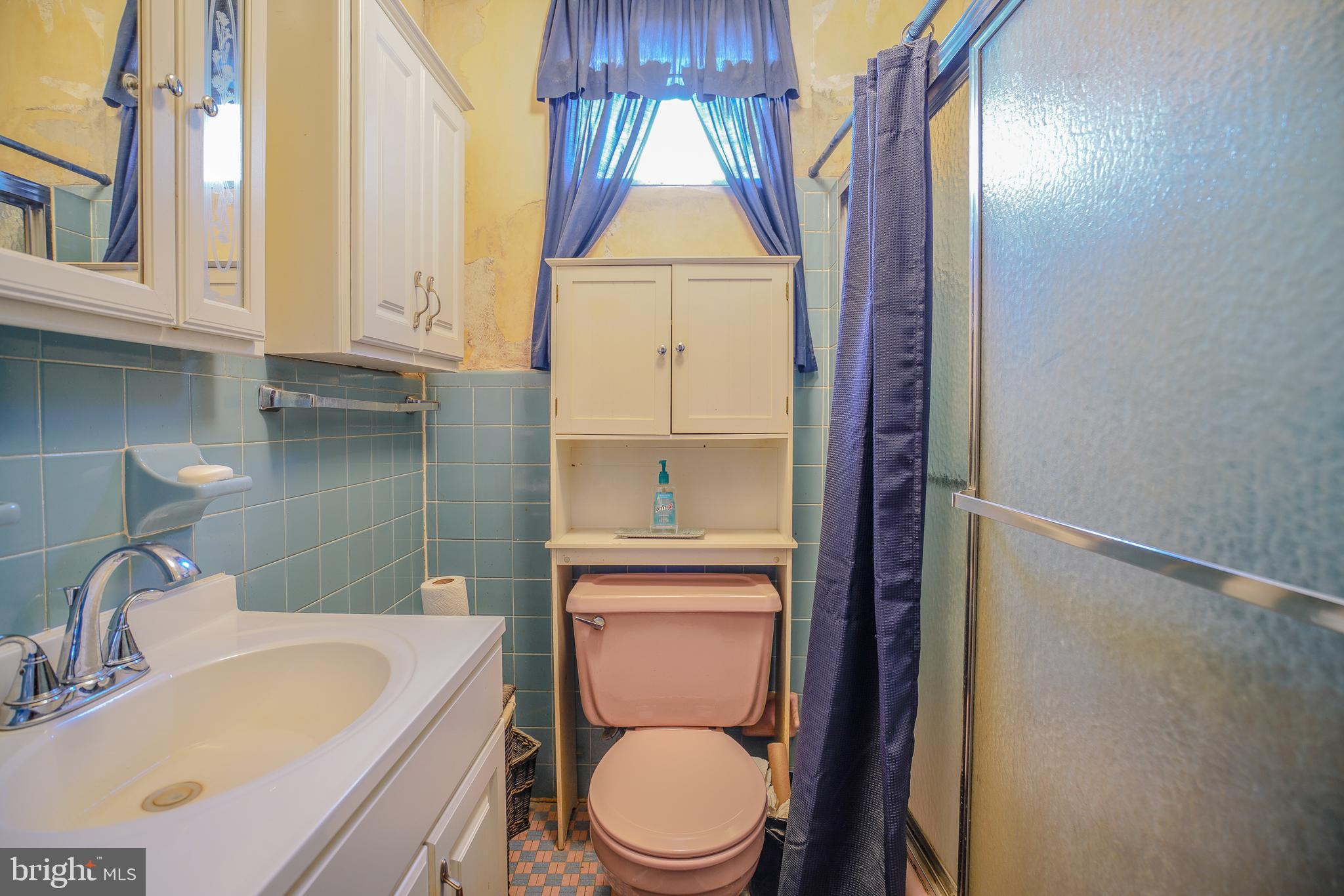 POINT BREEZE - Residential