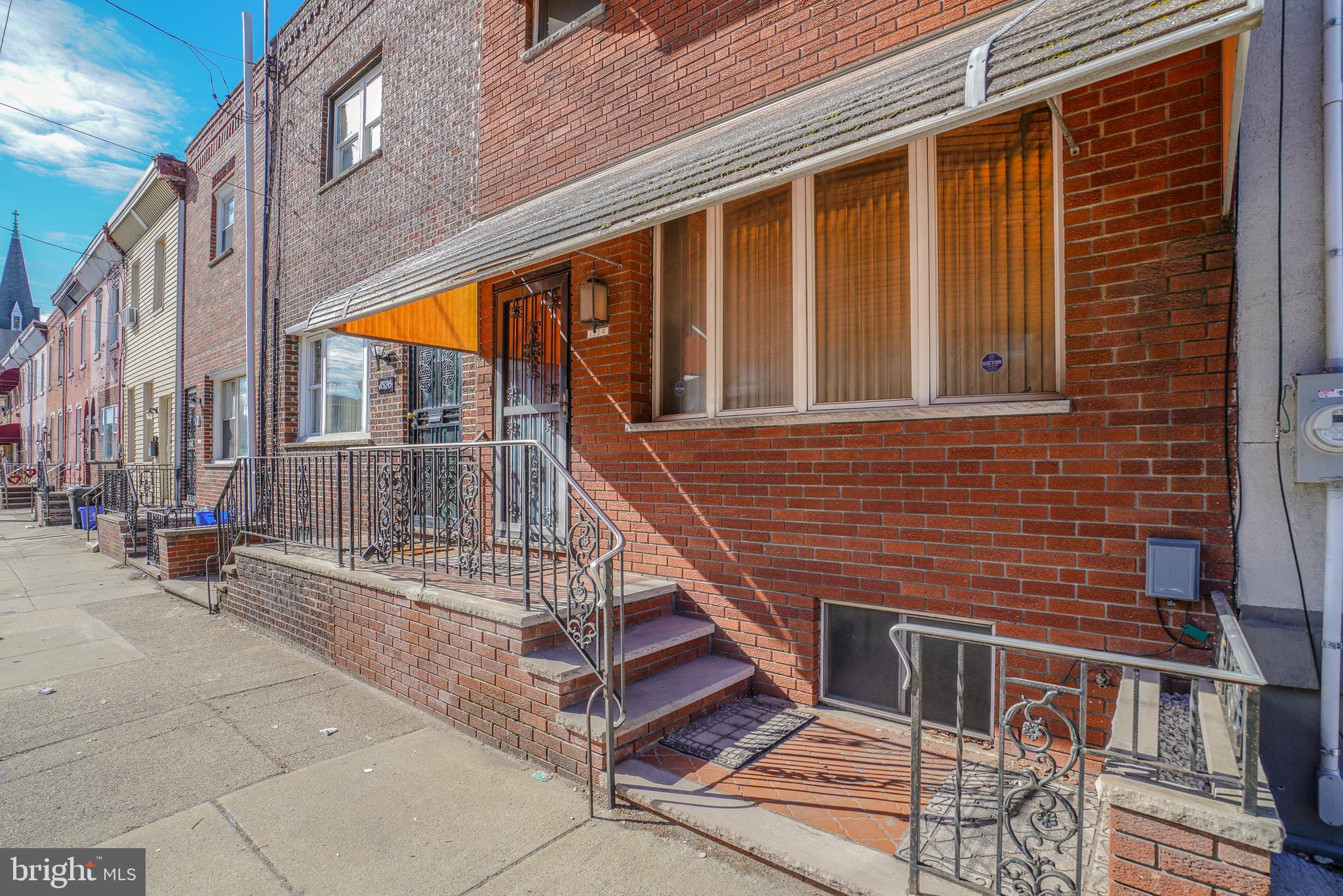 POINT BREEZE - Residential