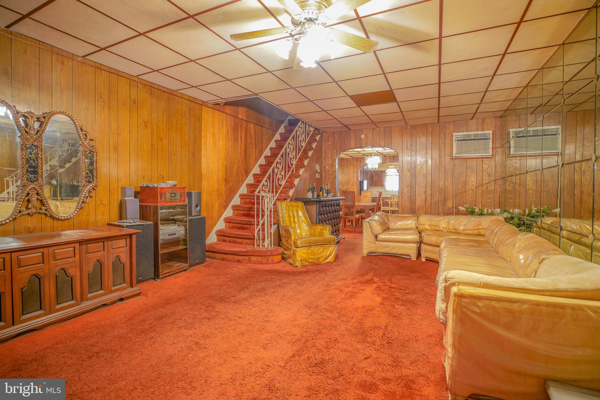 POINT BREEZE - Residential