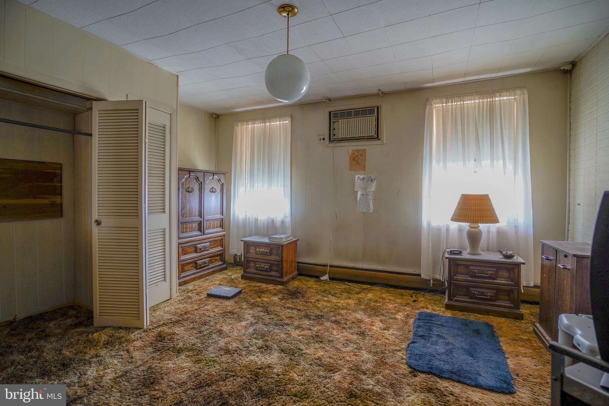 POINT BREEZE - Residential