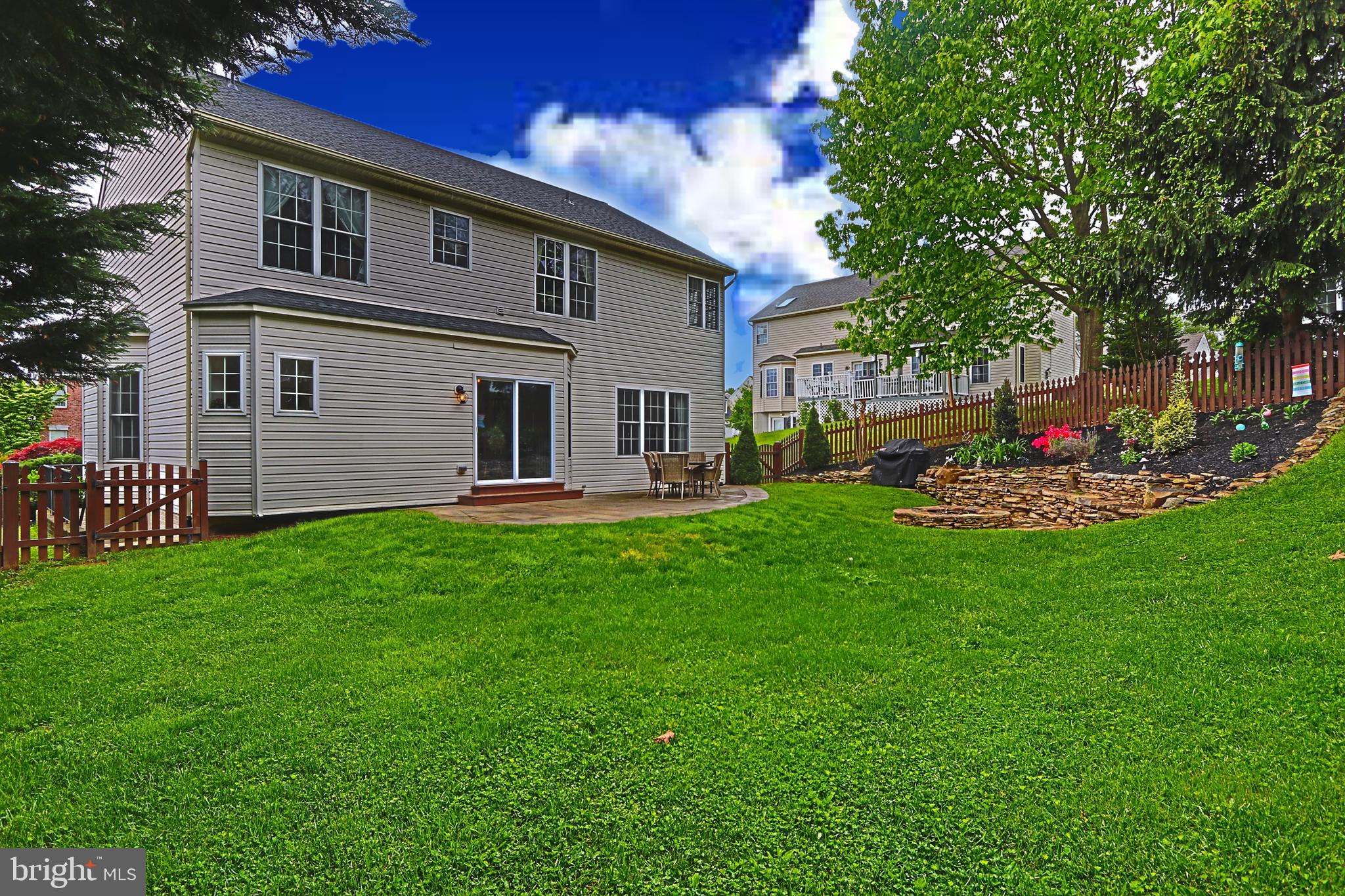 HICKORY OVERLOOK - Residential