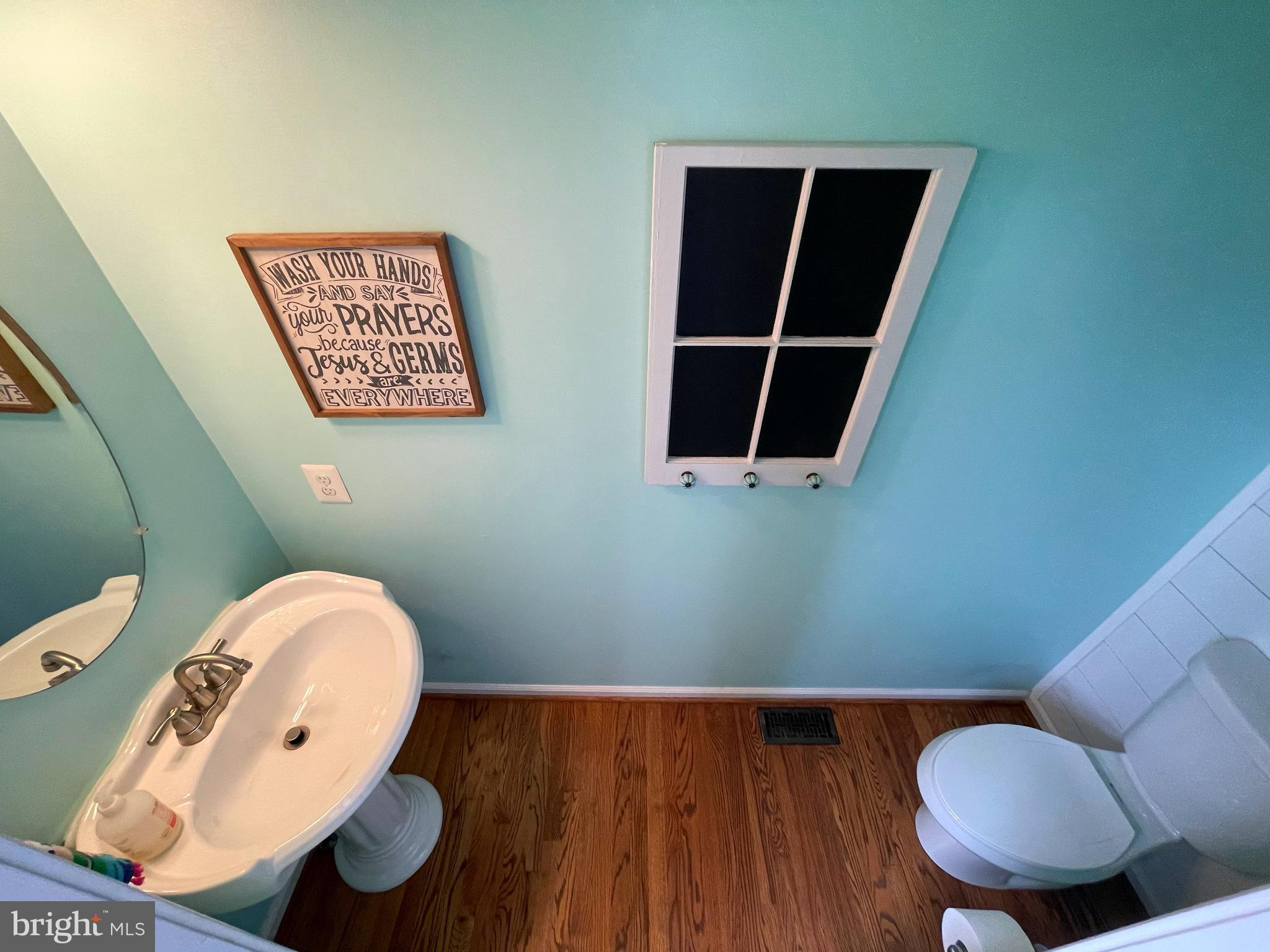 HICKORY OVERLOOK - Residential