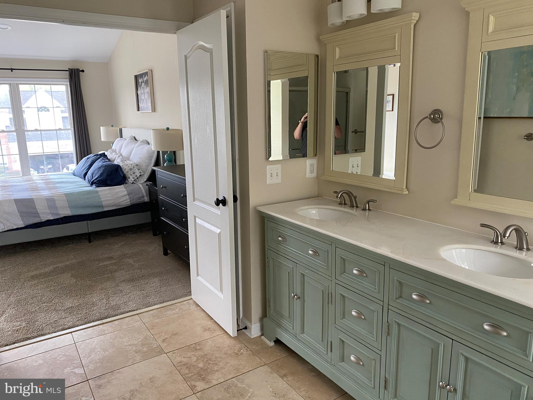 HICKORY OVERLOOK - Residential