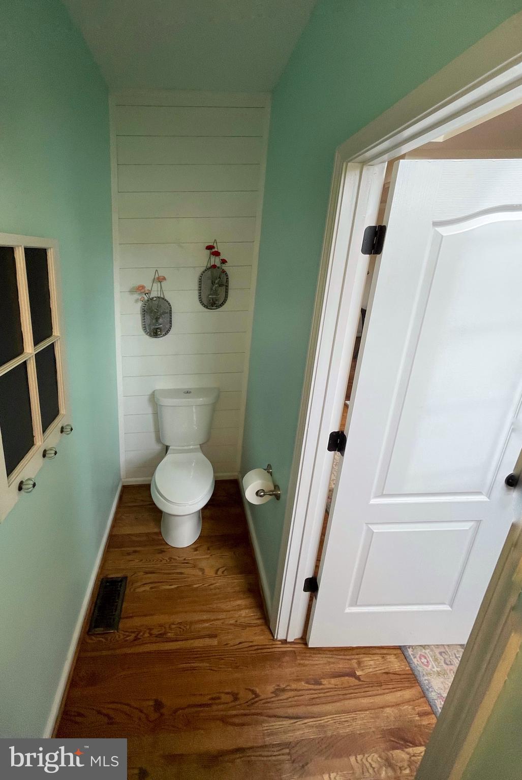 HICKORY OVERLOOK - Residential