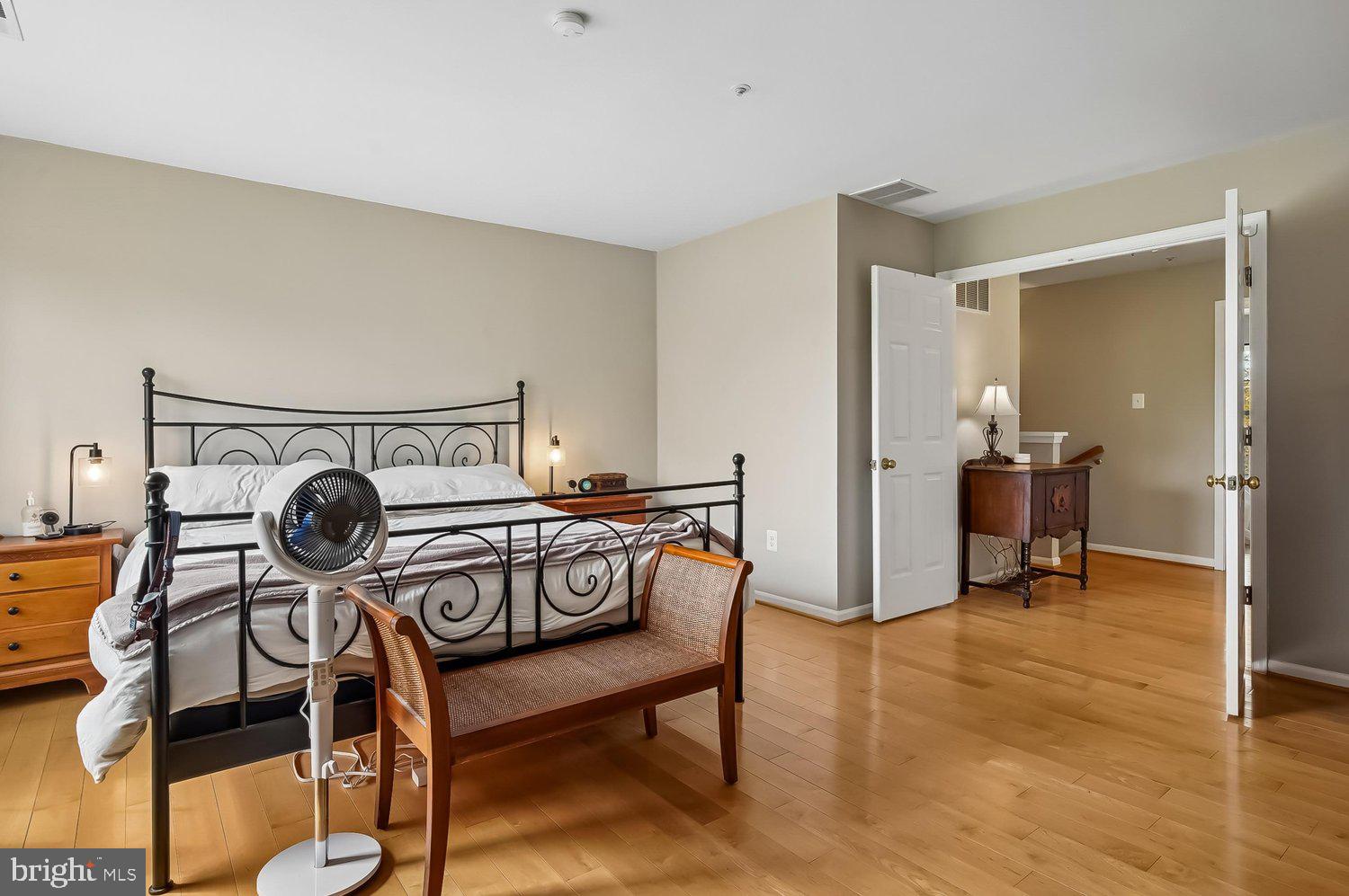 SOUTH RIVER COLONY - Residential