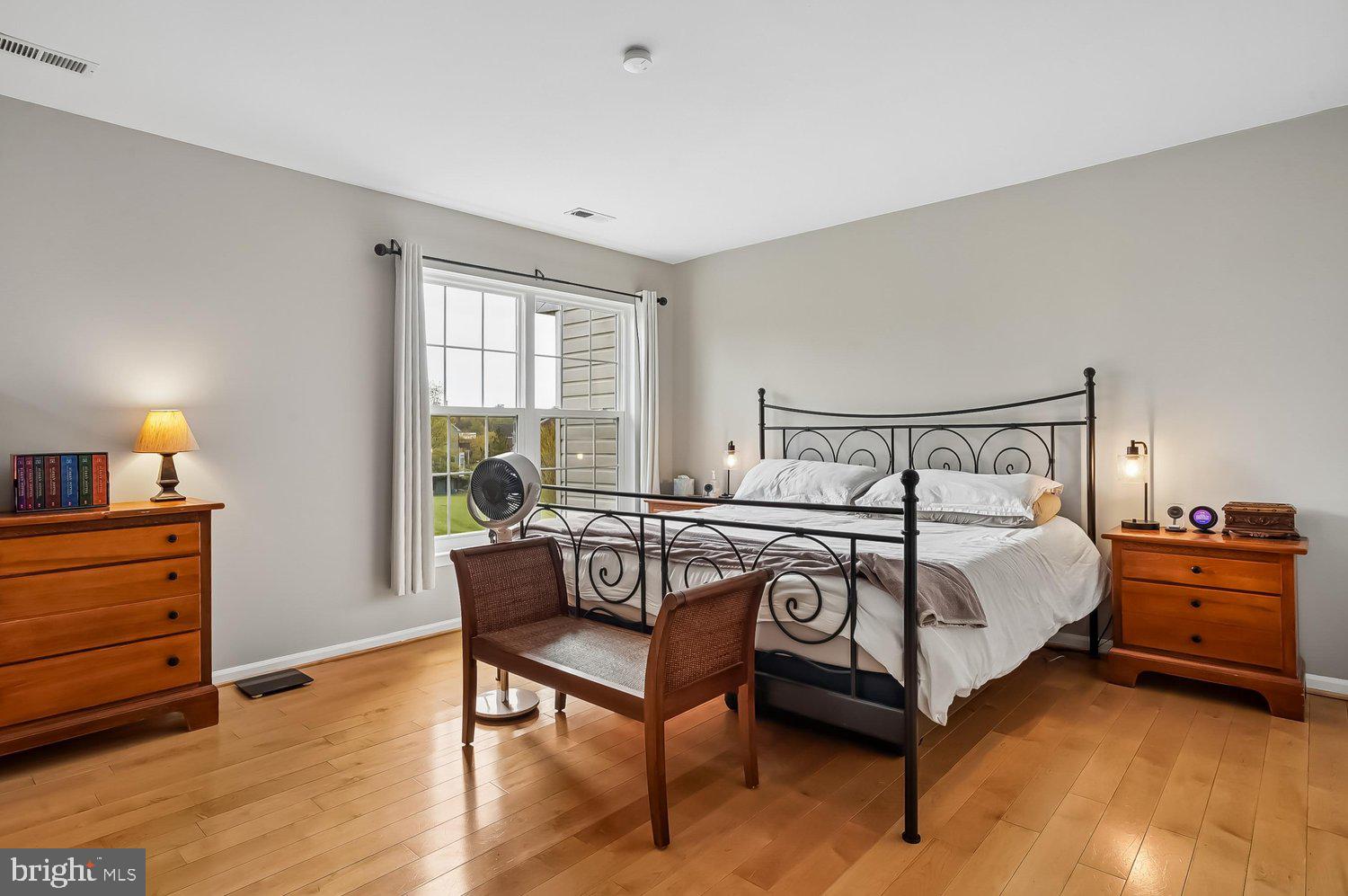 SOUTH RIVER COLONY - Residential