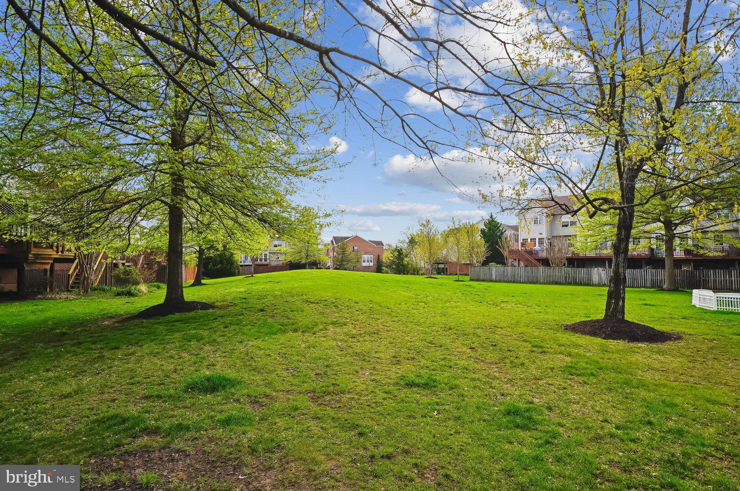 SOUTH RIVER COLONY - Residential