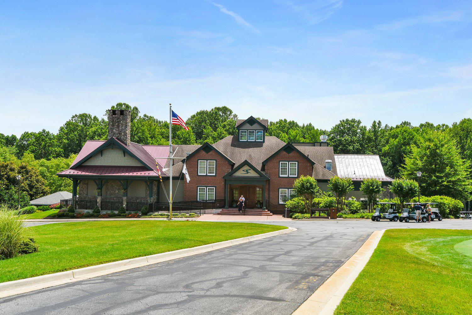 SOUTH RIVER COLONY - Residential