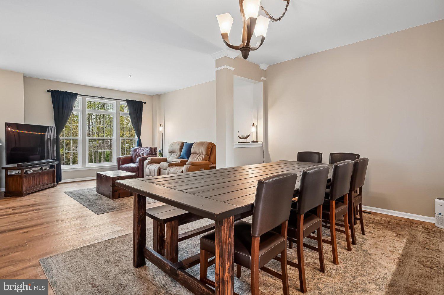 SOUTH RIVER COLONY - Residential