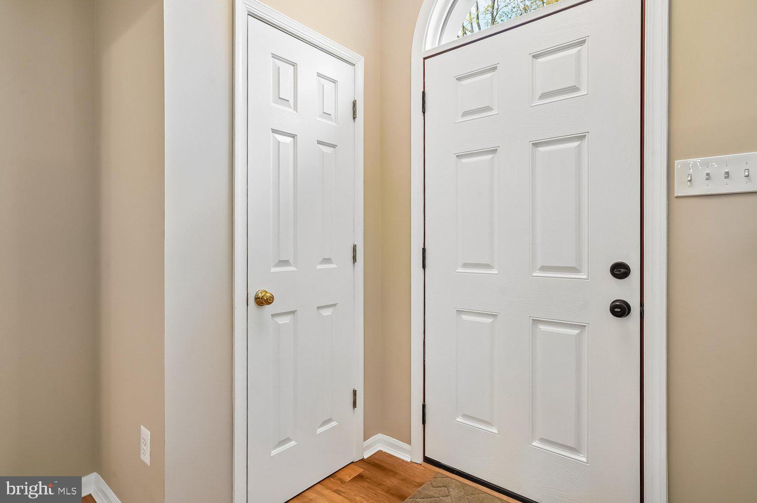 SOUTH RIVER COLONY - Residential