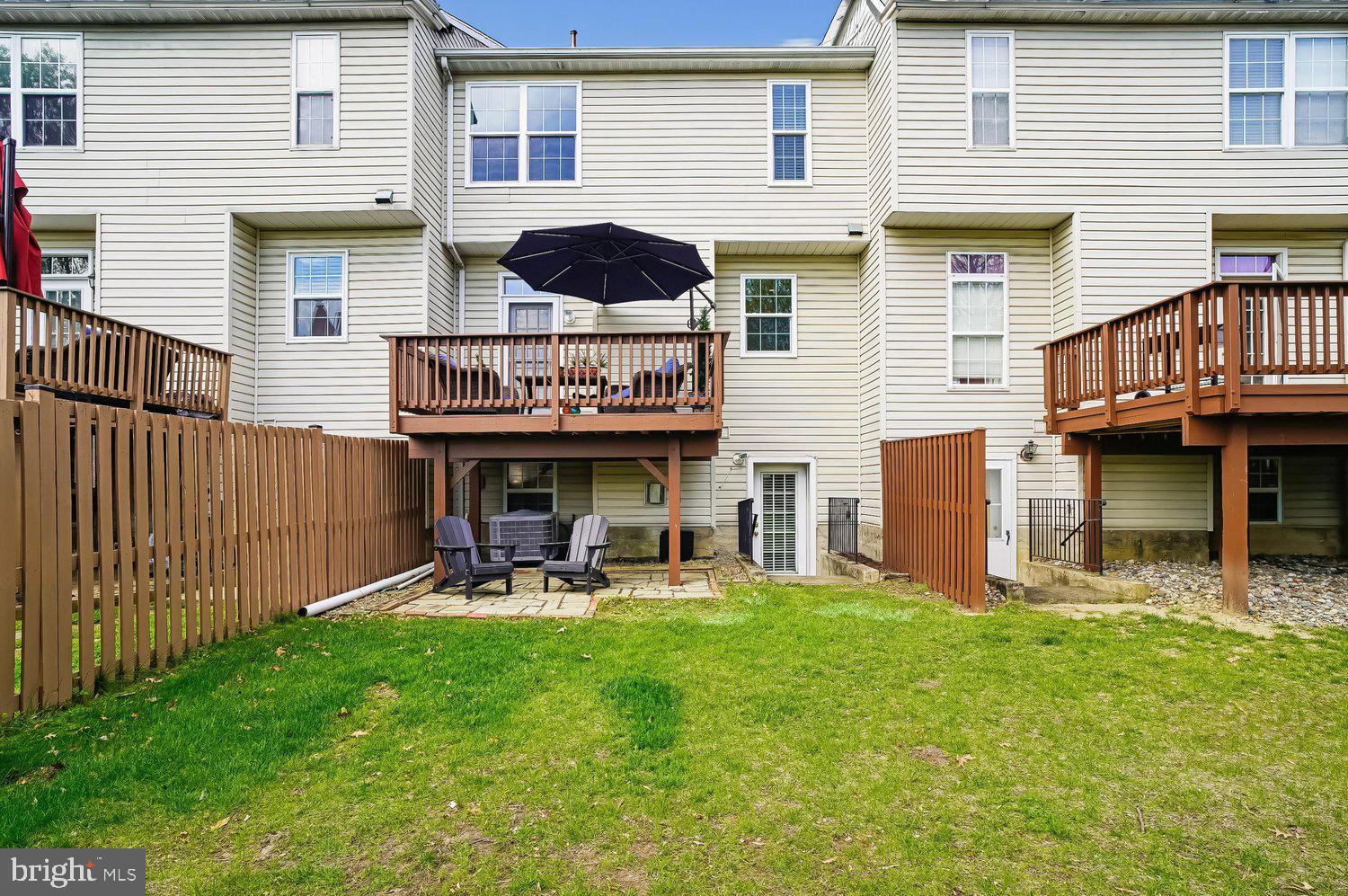 SOUTH RIVER COLONY - Residential