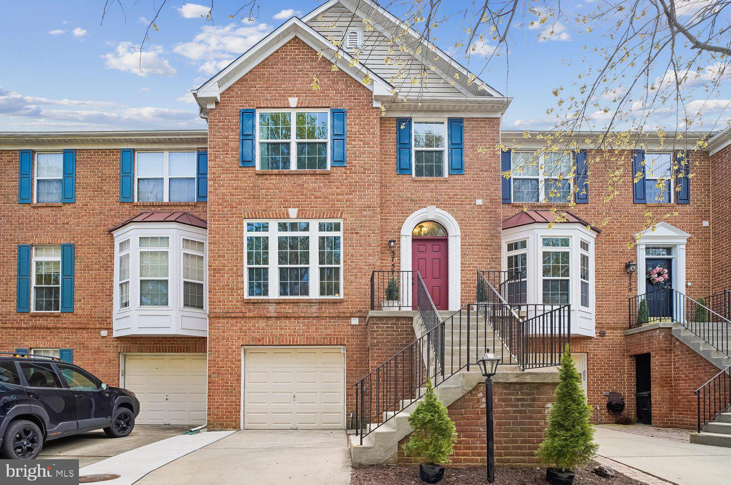 SOUTH RIVER COLONY - Residential