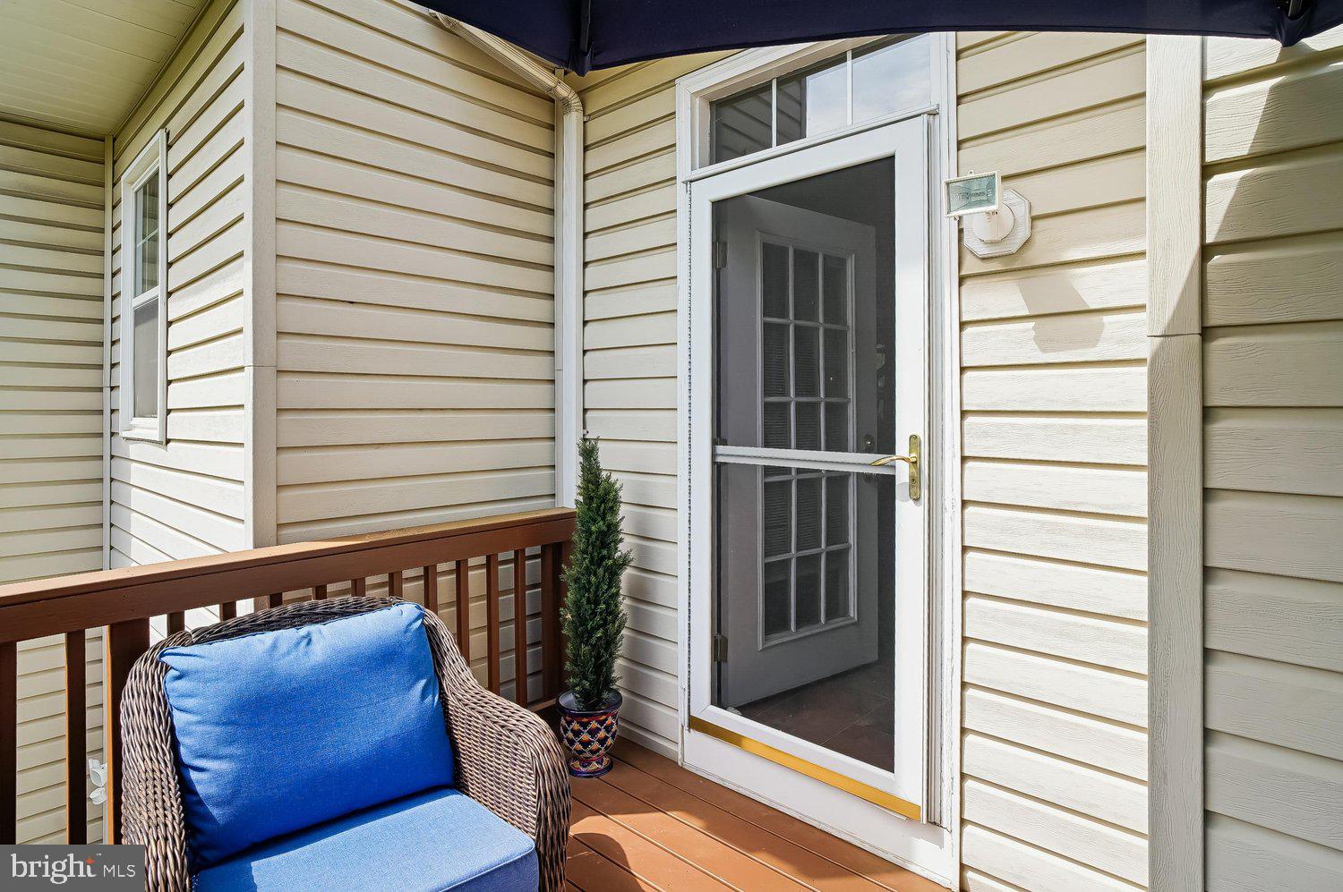 SOUTH RIVER COLONY - Residential