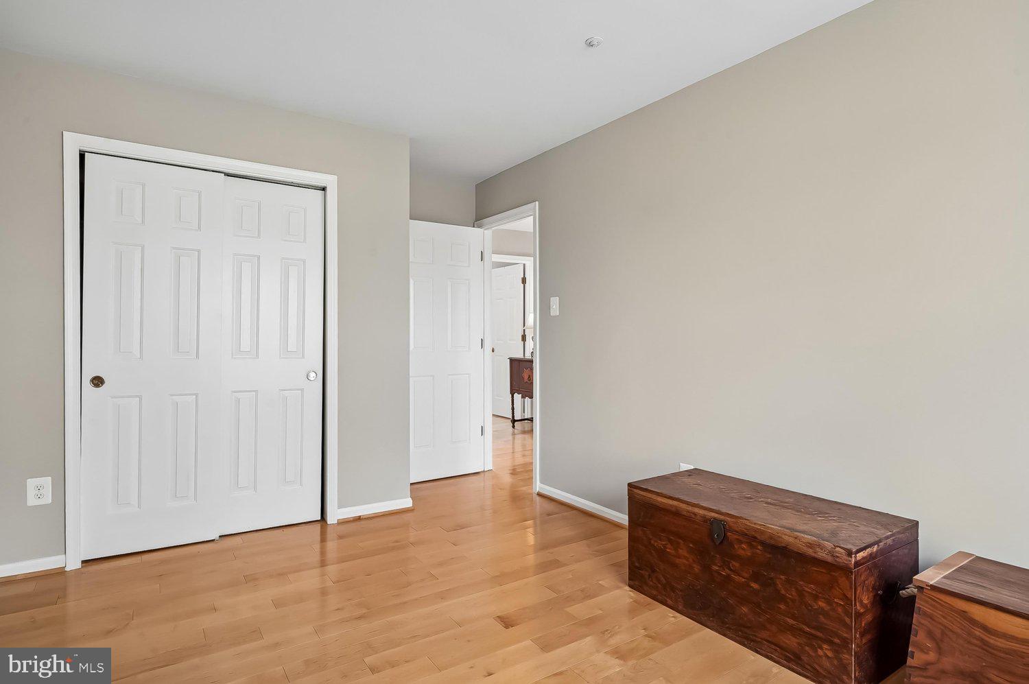 SOUTH RIVER COLONY - Residential