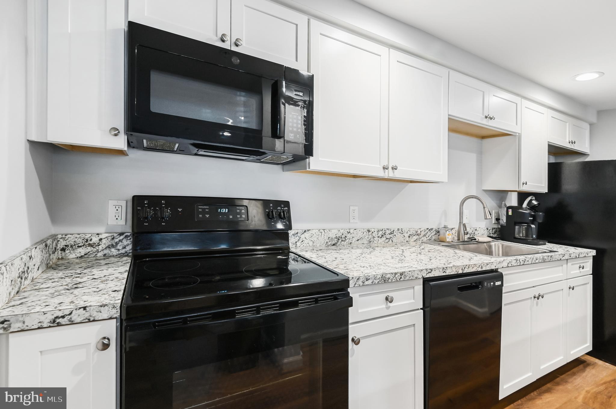 ROCKBURN COMMONS III - Residential