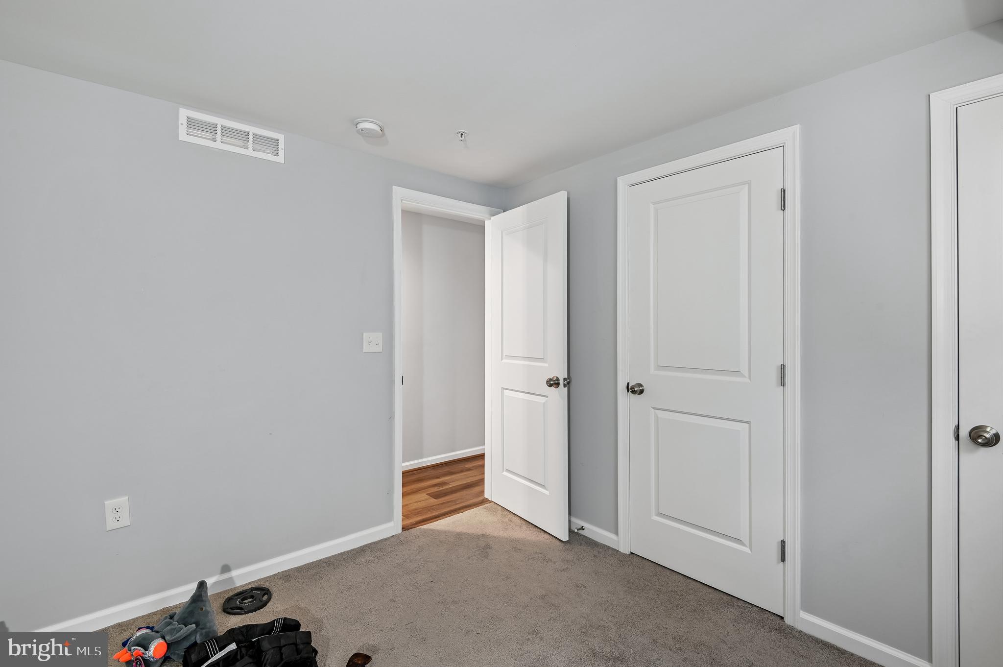 ROCKBURN COMMONS III - Residential