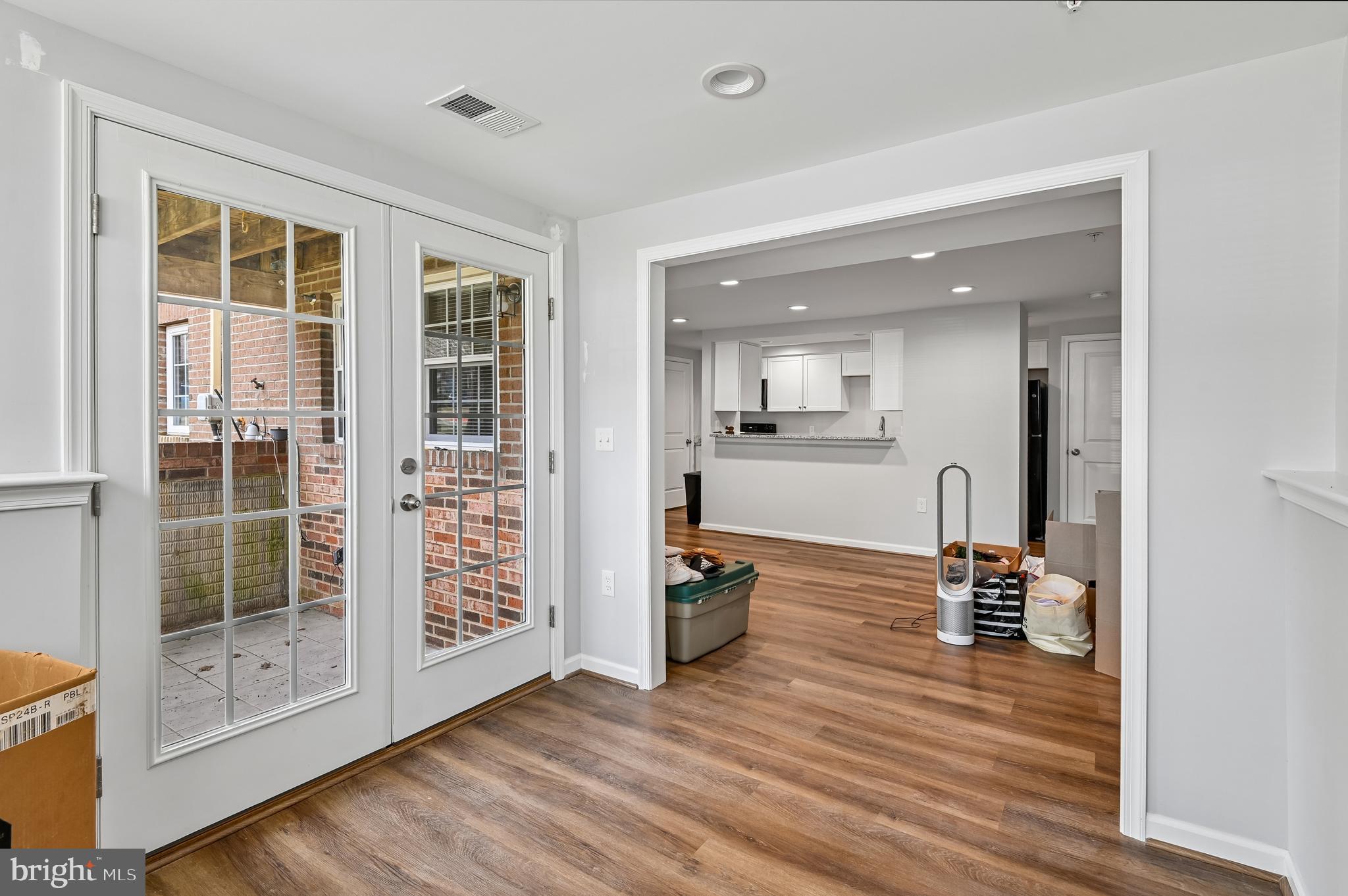 ROCKBURN COMMONS III - Residential