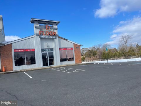 Photo of 16326 Lee Highway, GAINESVILLE, VA 20155 (MLS # VAPW2112492)