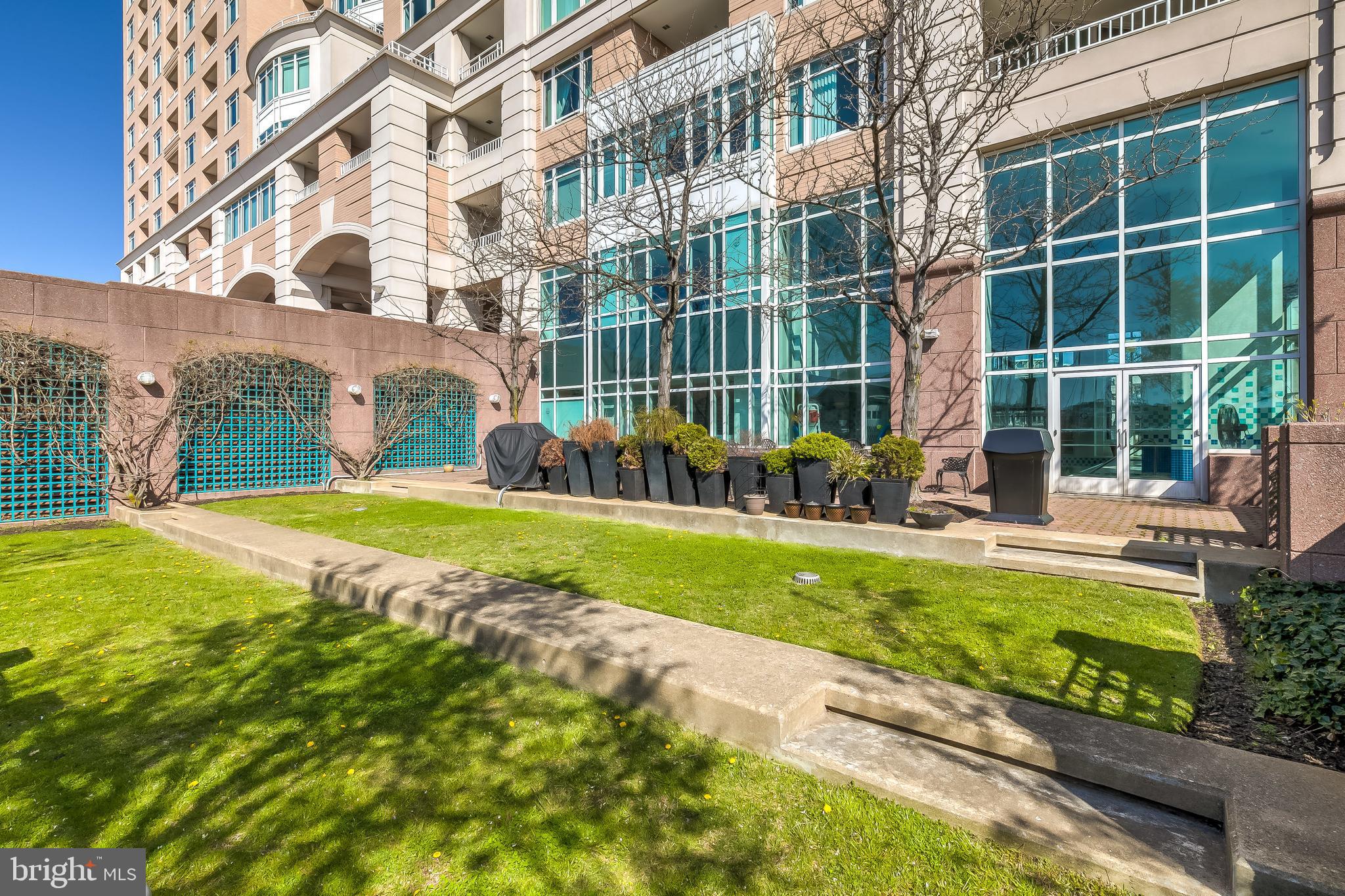 HARBORVIEW - Residential Lease