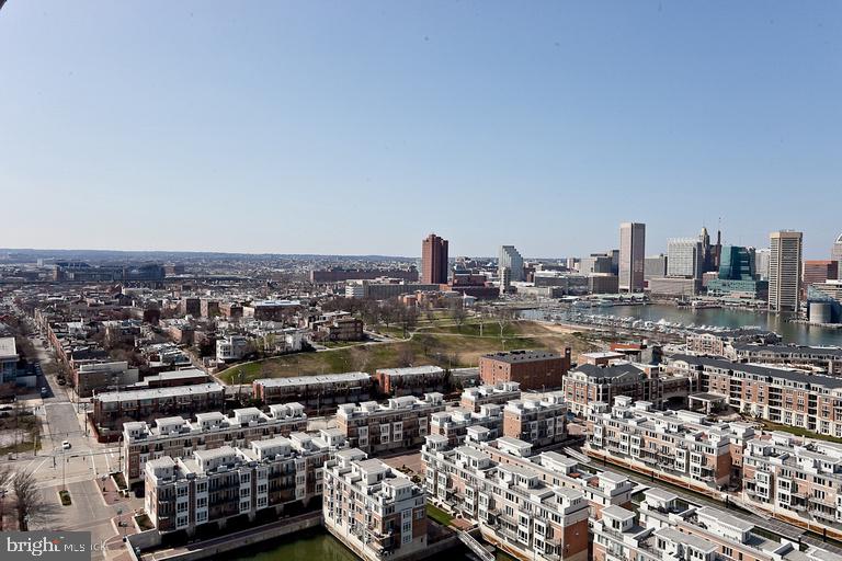 HARBORVIEW - Residential Lease