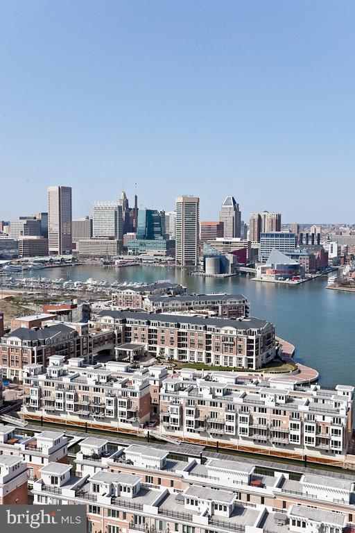 HARBORVIEW - Residential Lease