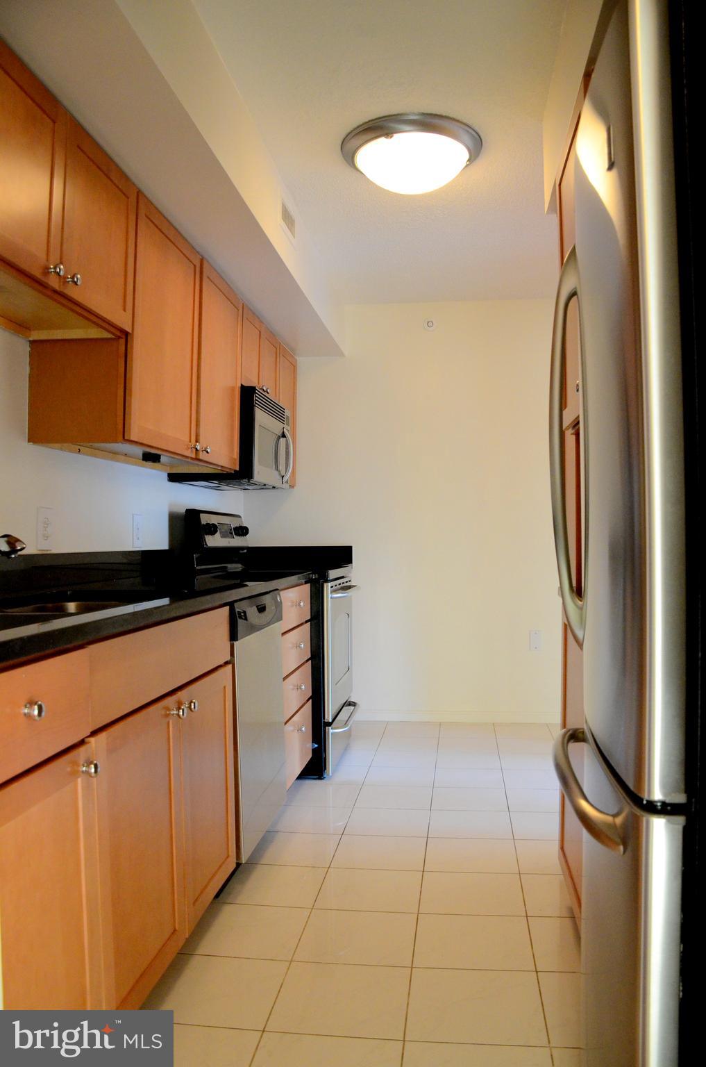 RENAISSANCE - Residential Lease