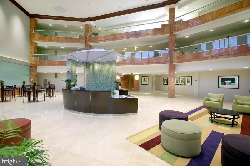 RENAISSANCE - Residential Lease