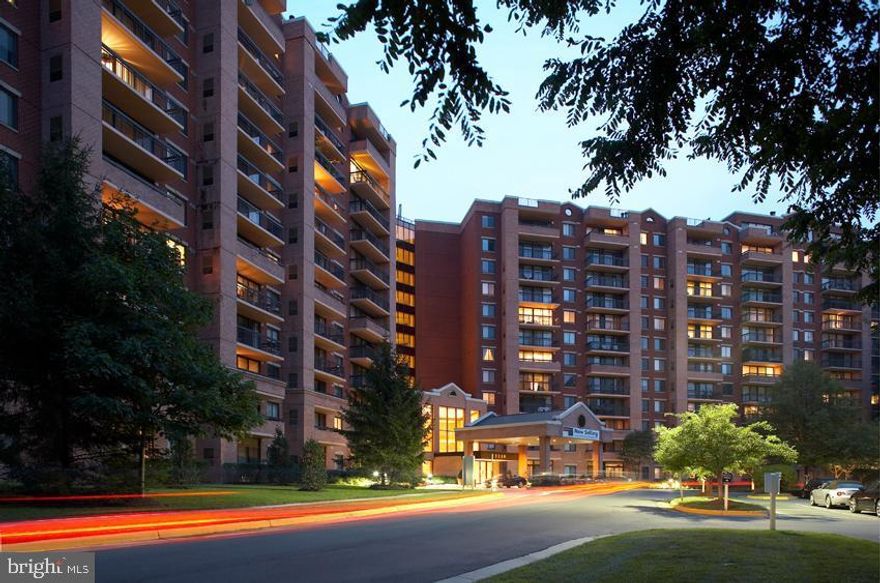 What else are you looking for? Spacious 2 bedroom 2 bath over 1000 sq ft. Each room has its own full bath, huge walk-in closet, and wood floors installed in 2019. Granite Countertops in Newly Pained Kitchen (2019) and Baths. Stainless Appliances with newly replaced Microwave (2019) & Dishwasher (2020). 2 reserved parking spaces. Gated community close to all major roads, I-66, Route 7, I-495. Free shuttle to West Falls church Metro station in rush hours, year-round pool and Tennis, library, Gym, conference room, business center, 24 hour Concierge in lobby. Onsite Valet Dry Cleaner, On-site Hair Salon. We have it all.