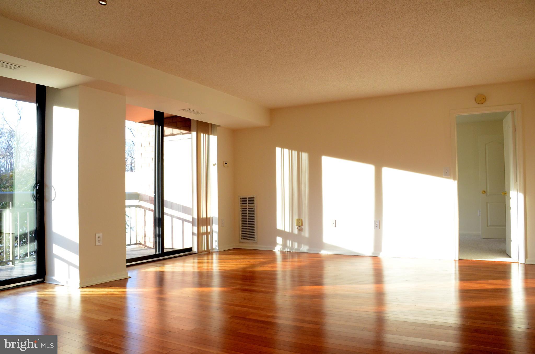 RENAISSANCE - Residential Lease