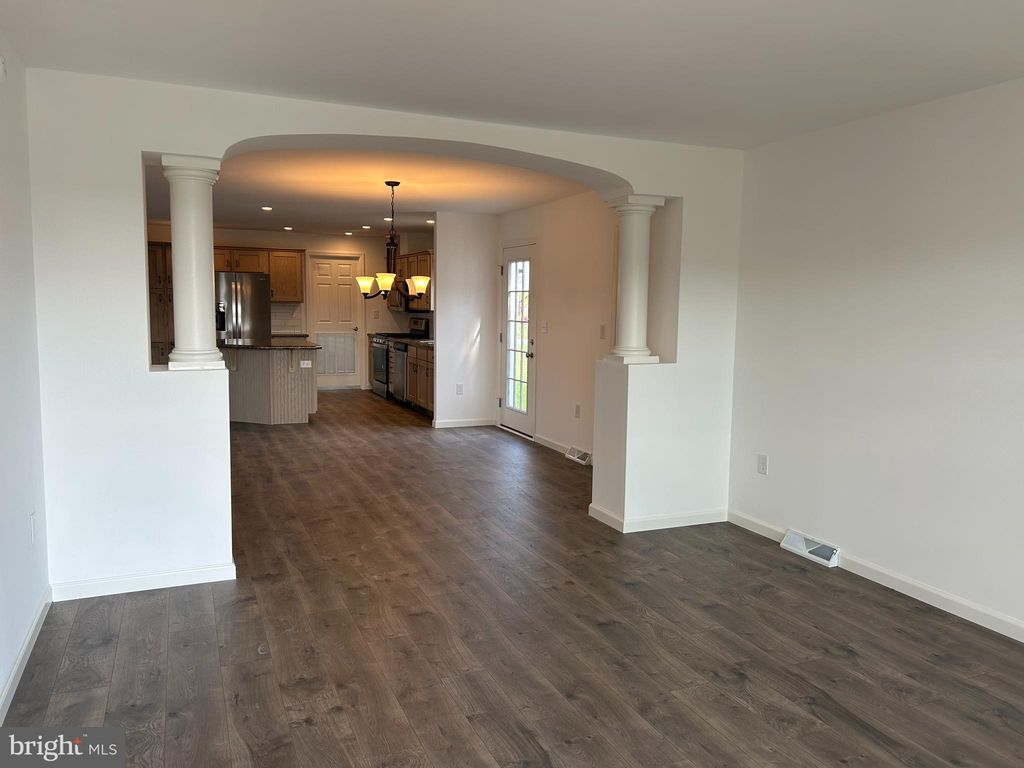 Photo of 466 Eastwood Lane, LANCASTER, PA 17601 (MLS # PALA2062902)