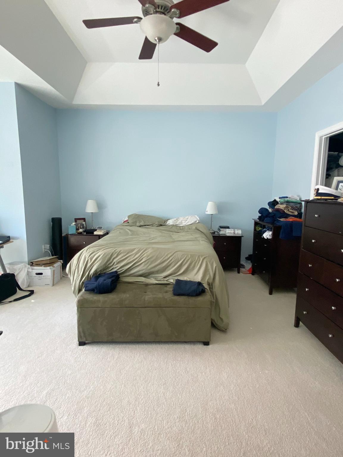 AUTUMN CHASE HUNT - Residential Lease