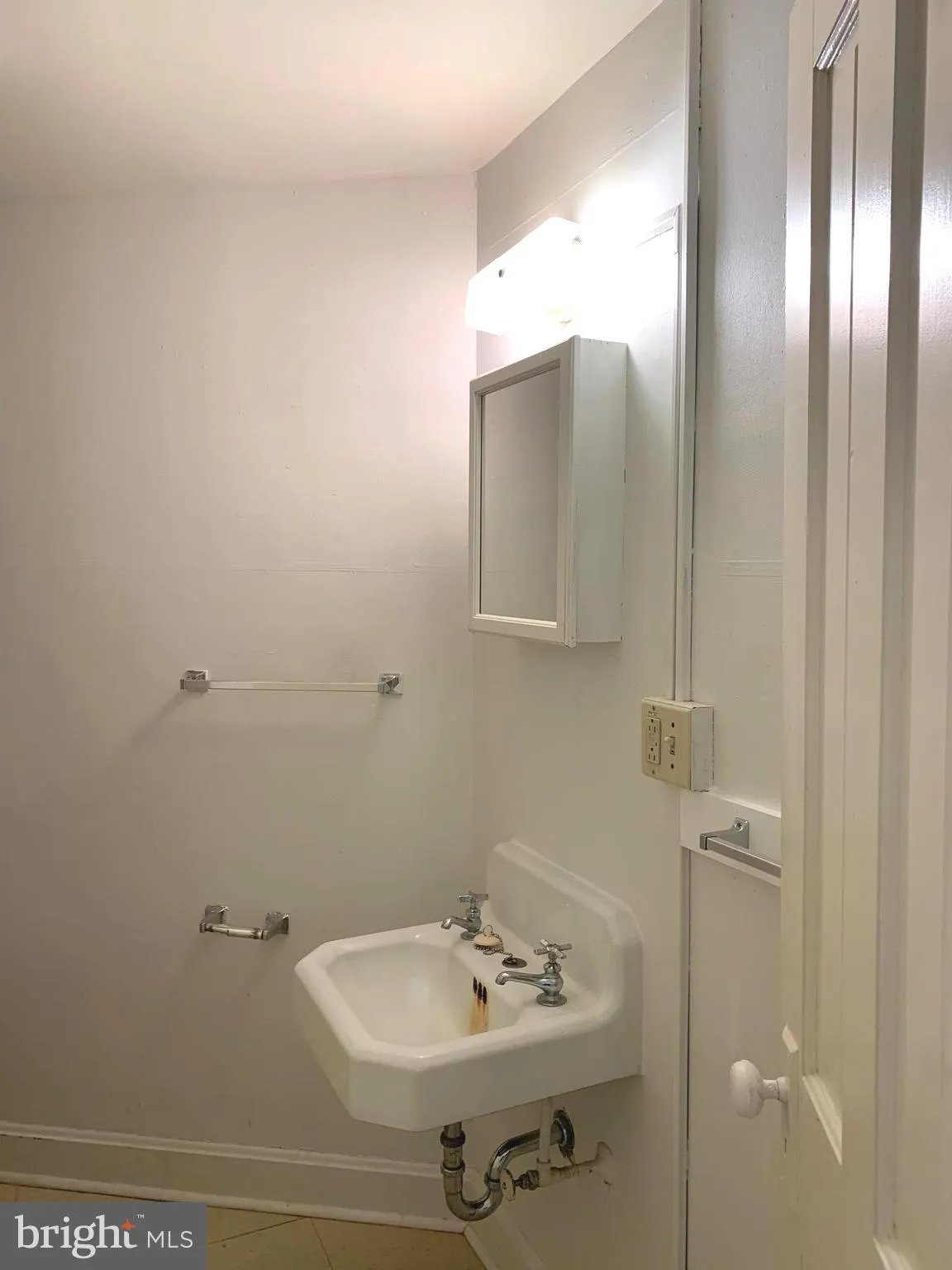Hagerstown, Maryland 21740, United States, 2 Bedrooms Bedrooms, ,1 BathroomBathrooms,Residential,Active,129312