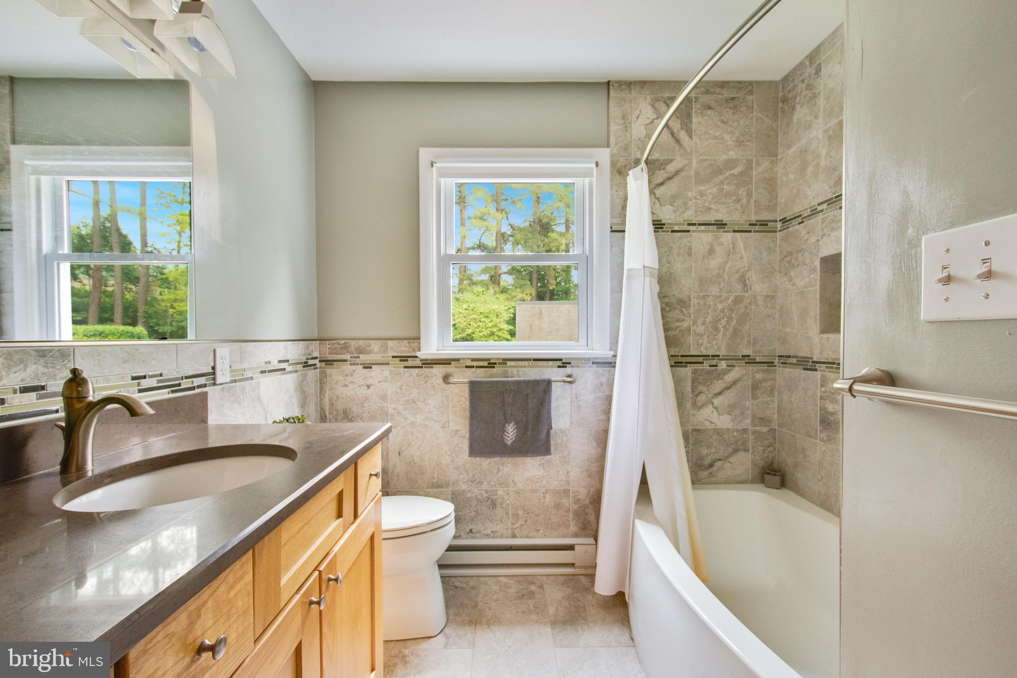 HARWOOD - Residential