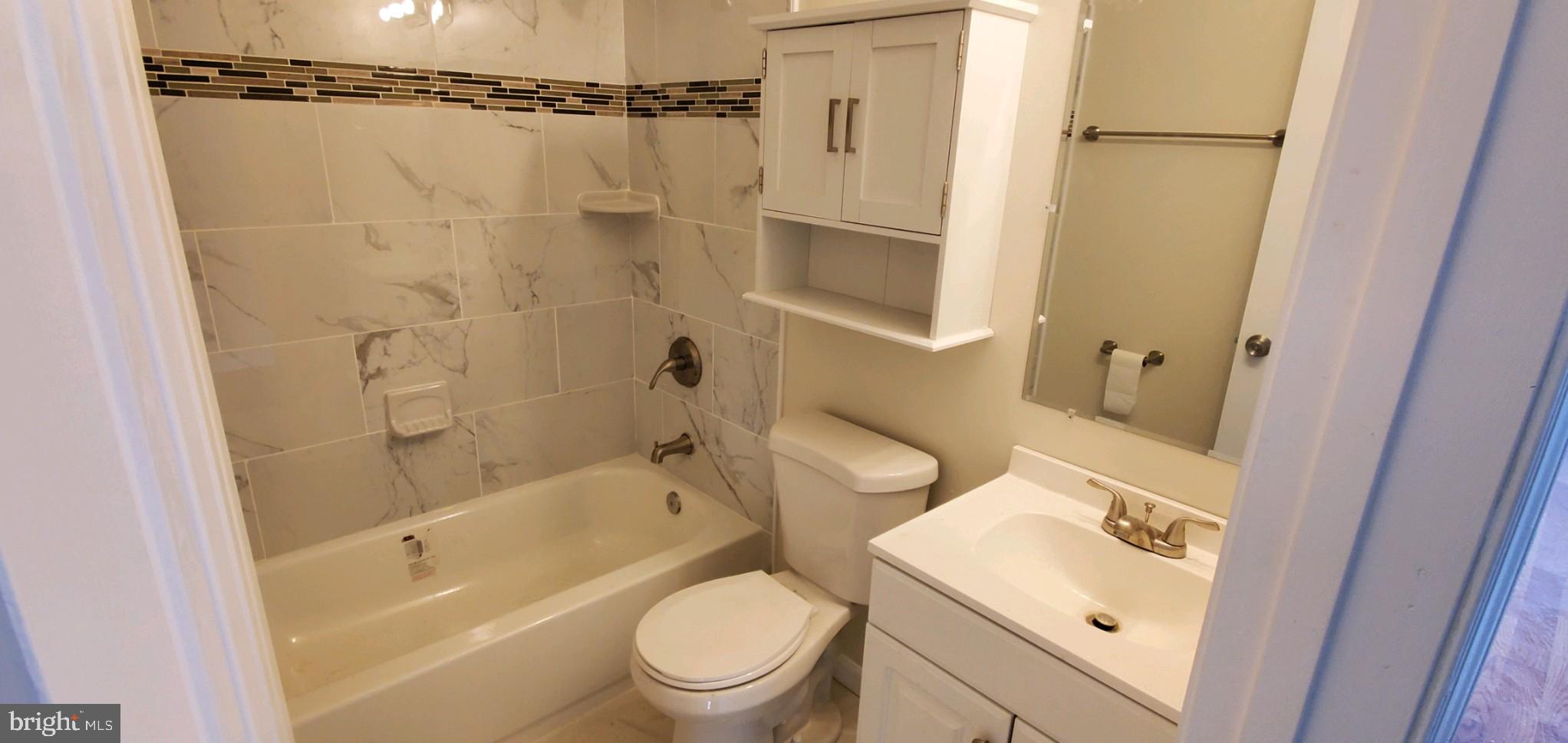 DALE CITY - Residential