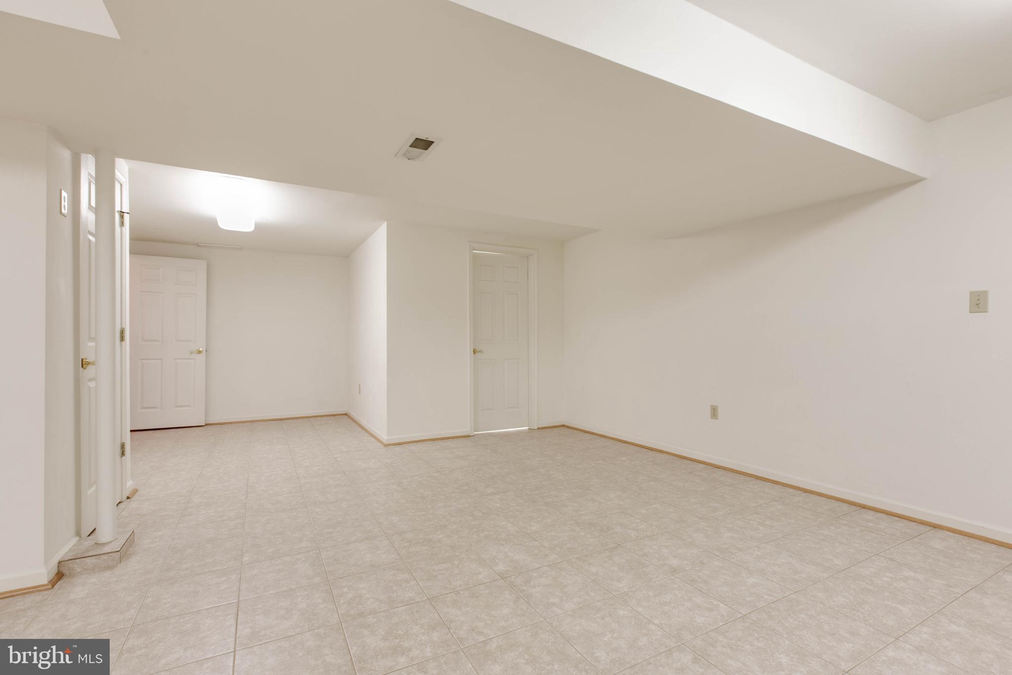 SUNNY FIELD ESTATES - Residential