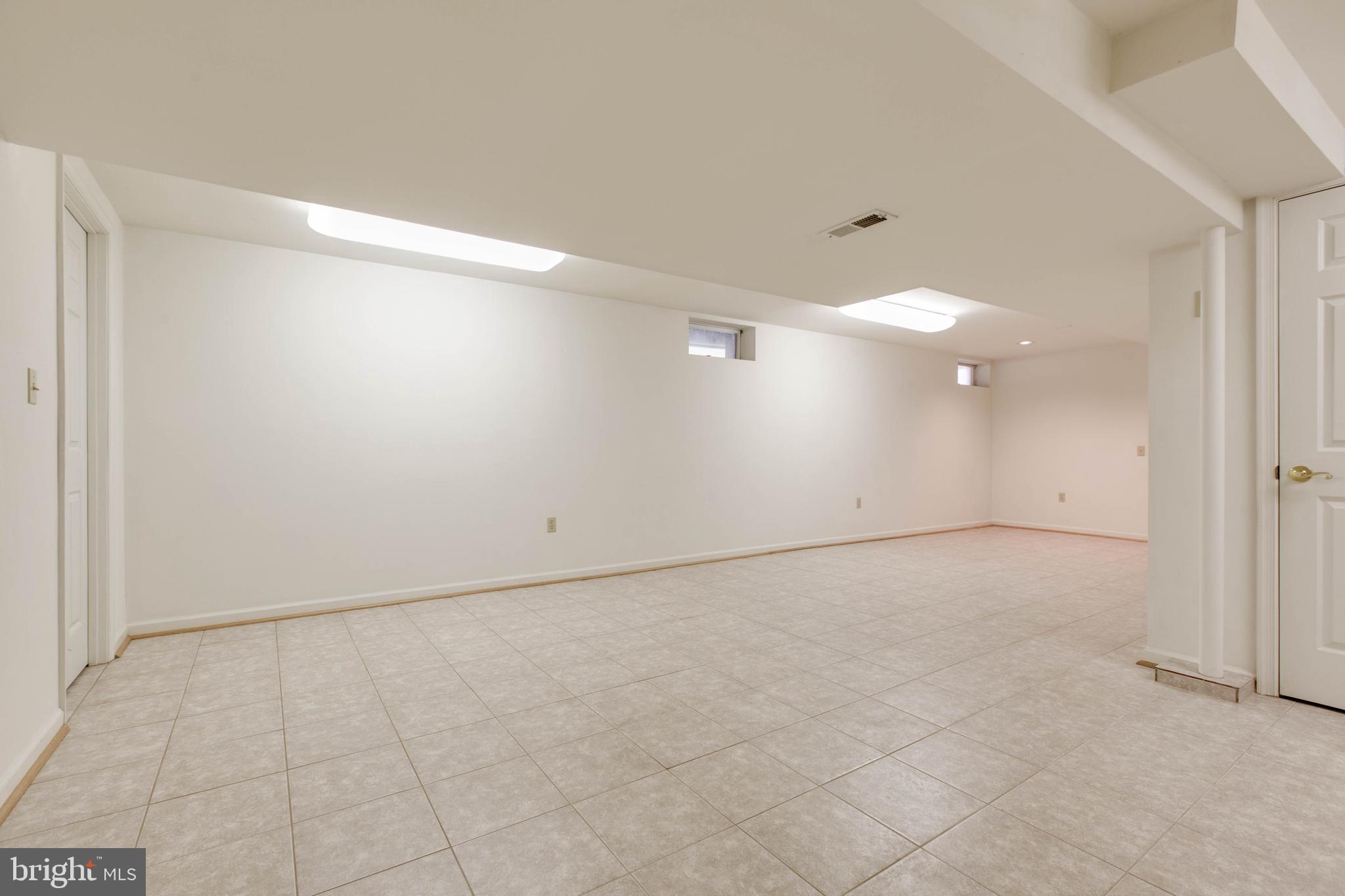 SUNNY FIELD ESTATES - Residential