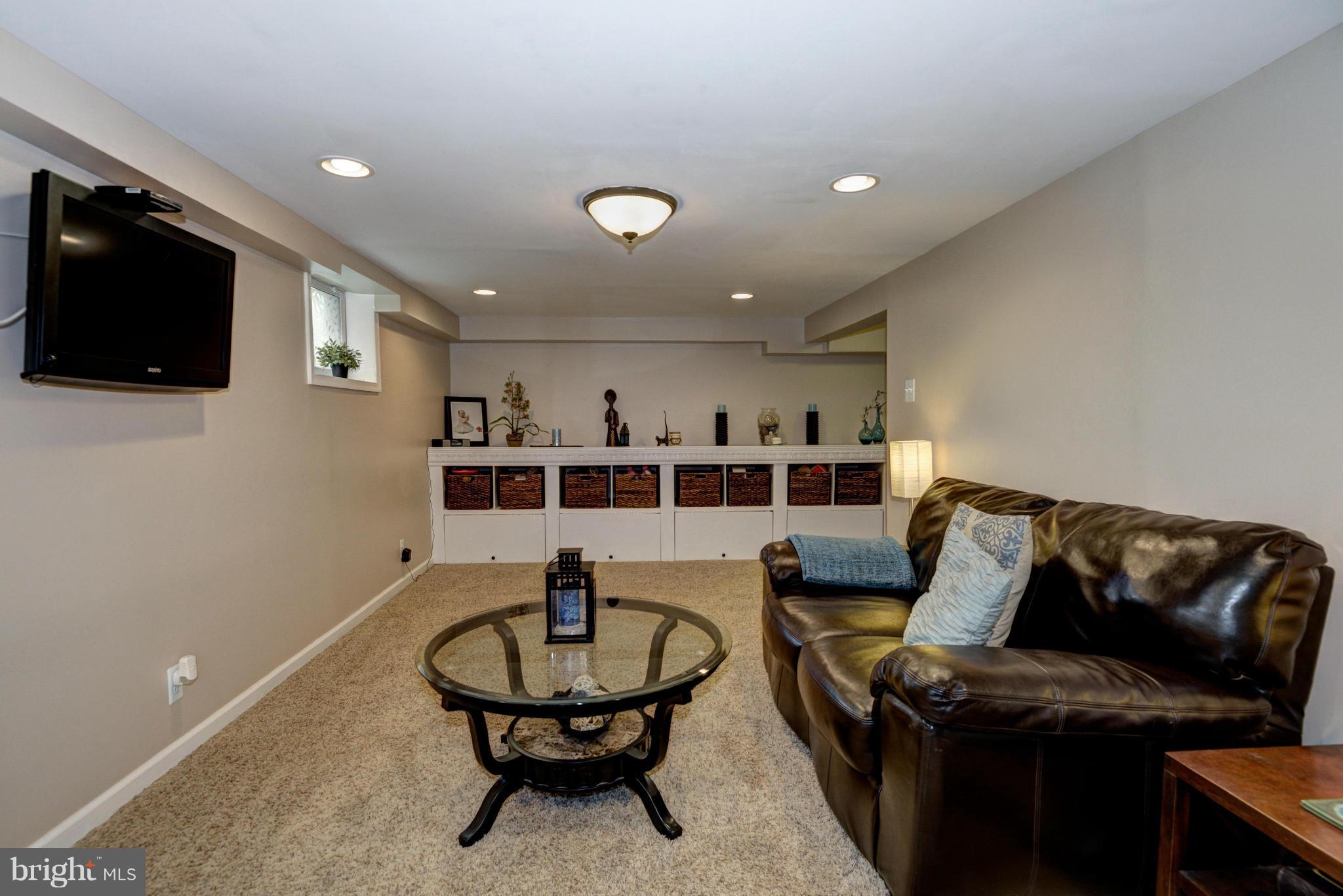 SUDBROOK HILL - Residential