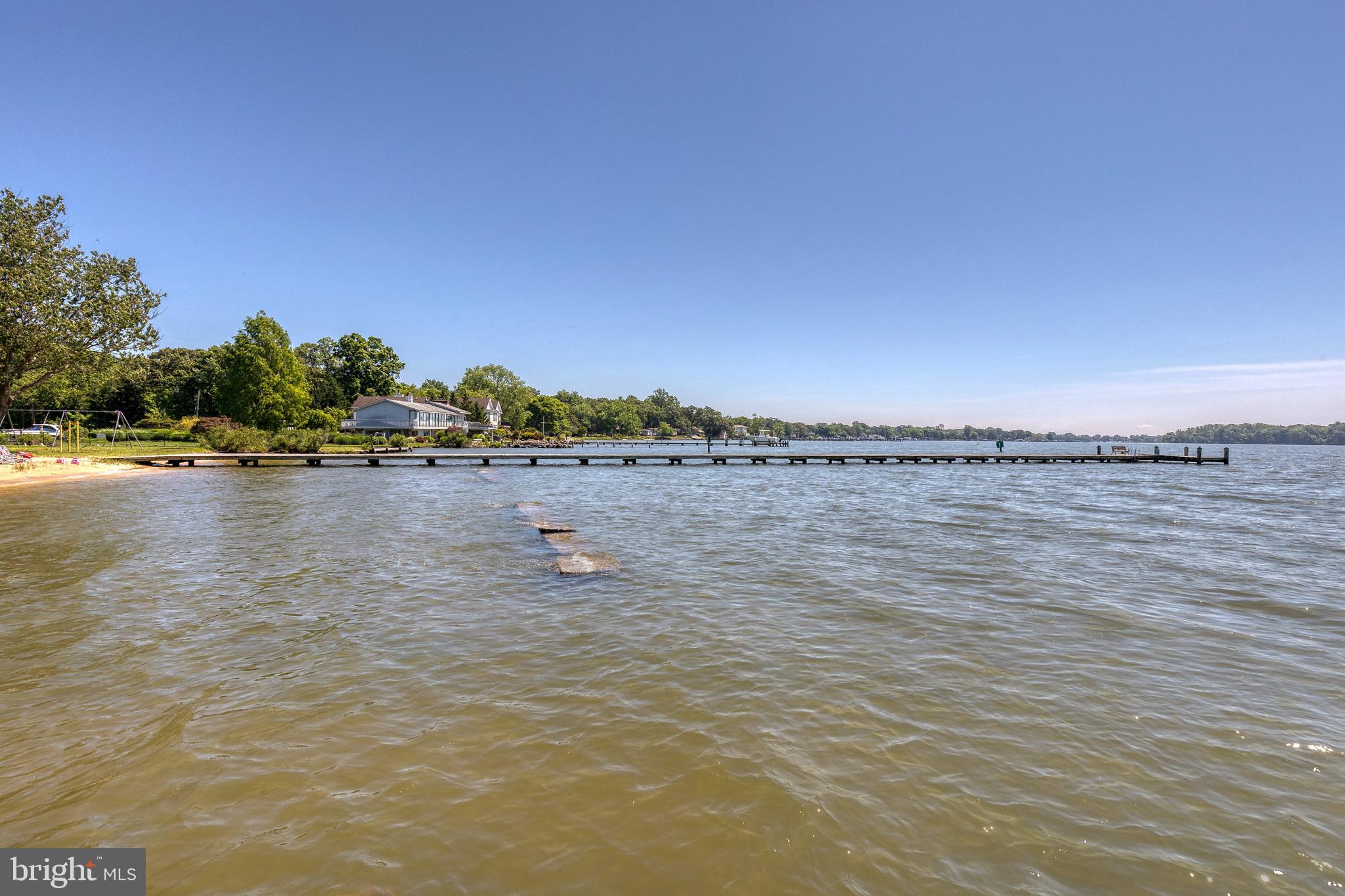 HUNTERS HARBOR - Residential