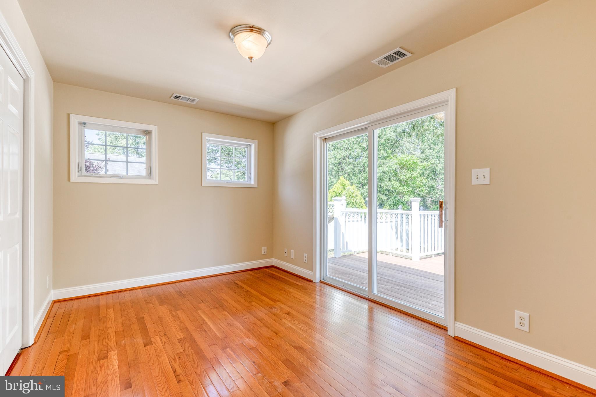 HUNTERS HARBOR - Residential