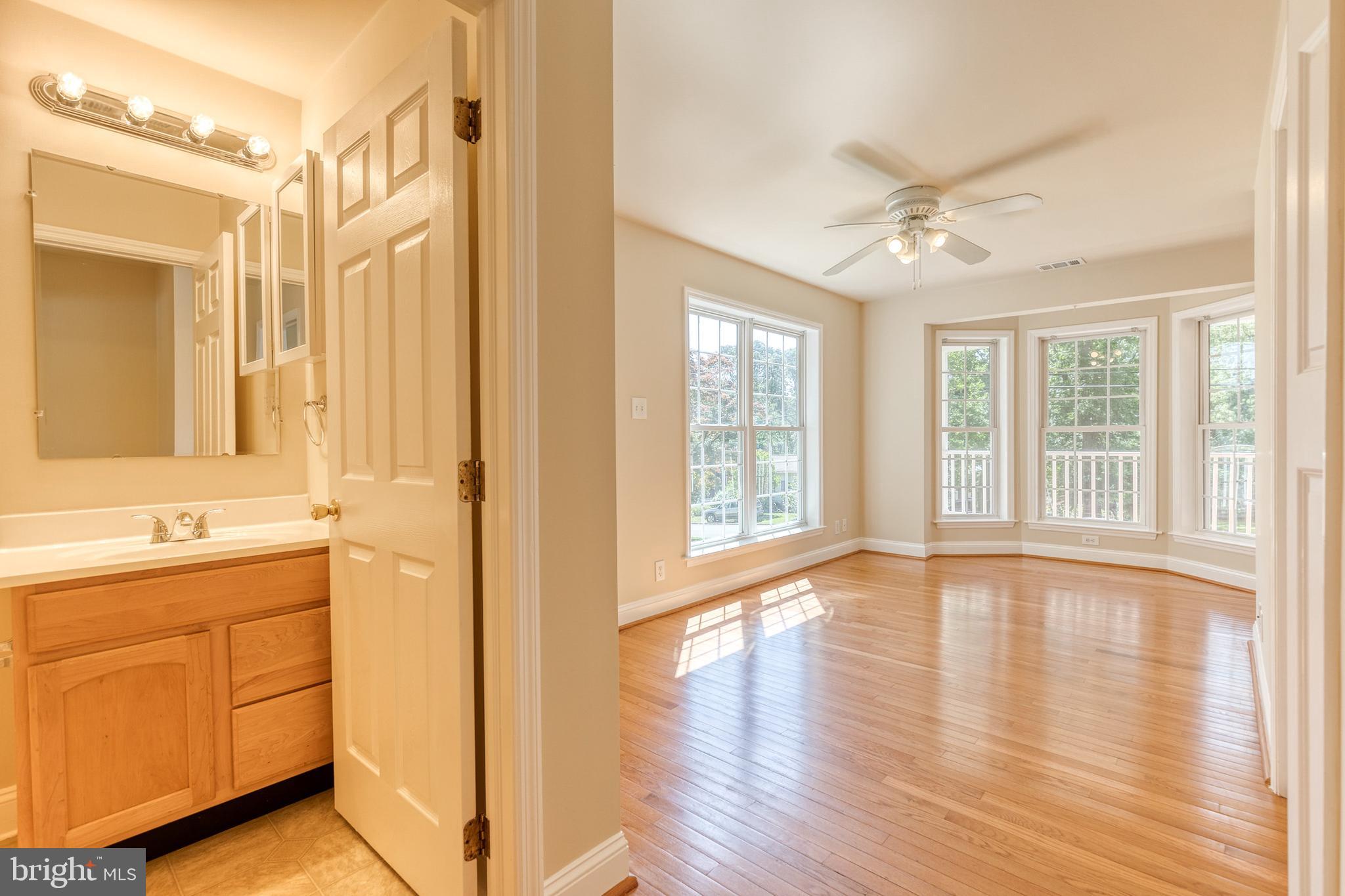 HUNTERS HARBOR - Residential