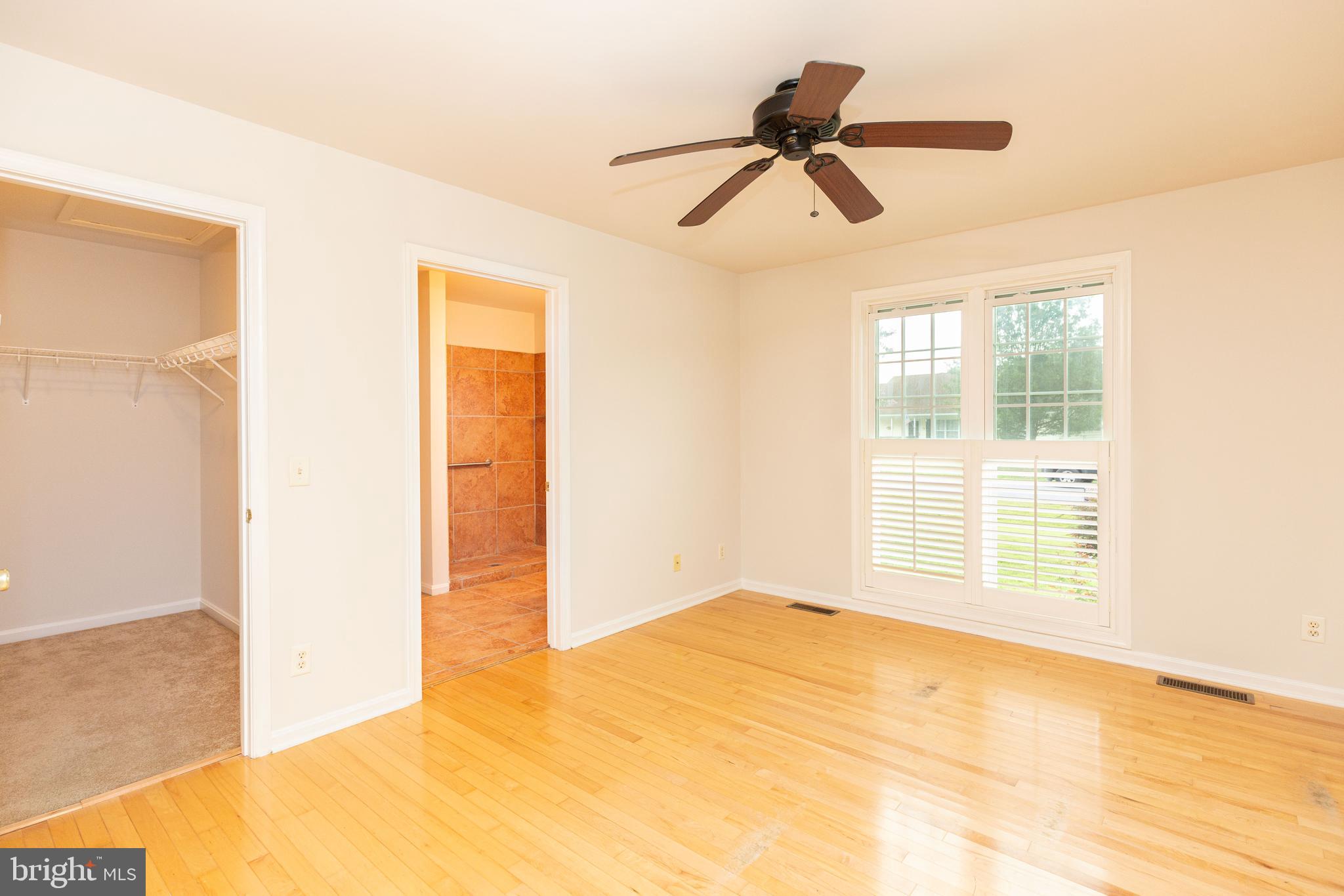 OAK CREST FARM - Residential