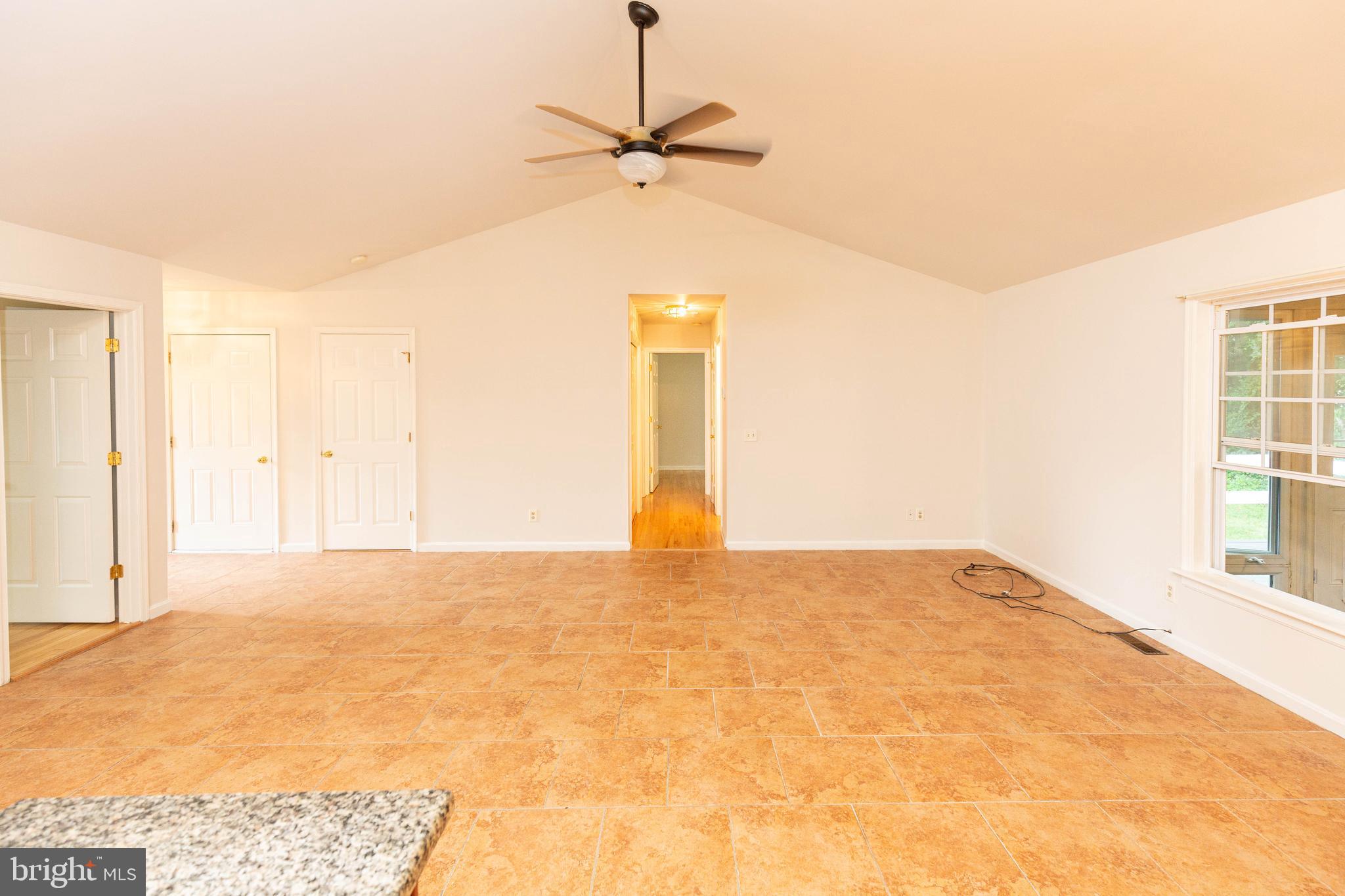 OAK CREST FARM - Residential