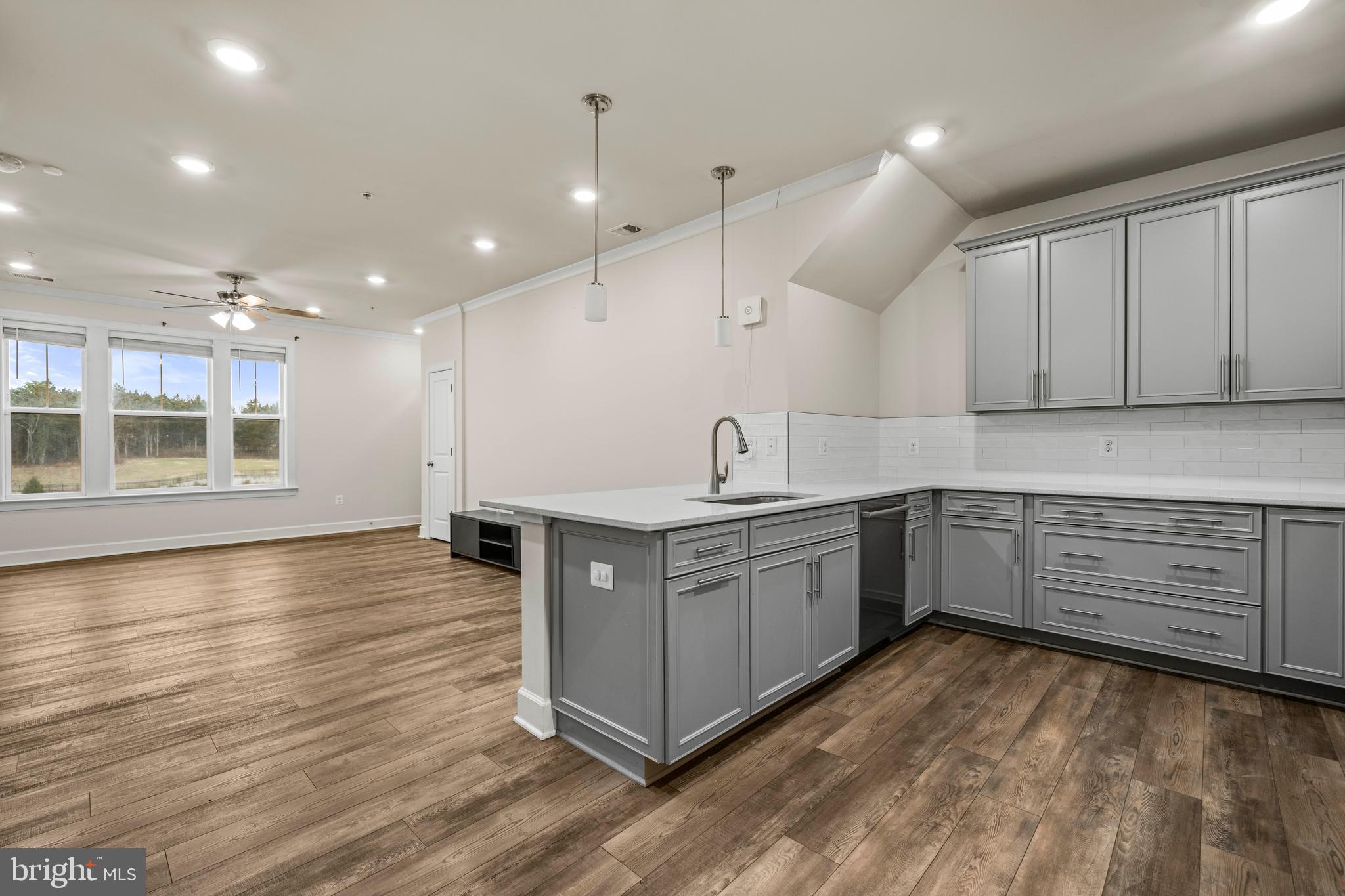 METRO WALK AT MOOREFIELD STATION - Residential